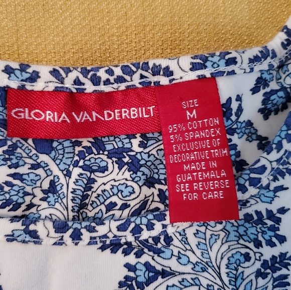 Top - Picture 2 of 3